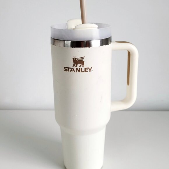 Stanley Other - Stanley 40oz Adventure Quencher Cream Tumbler with Handle